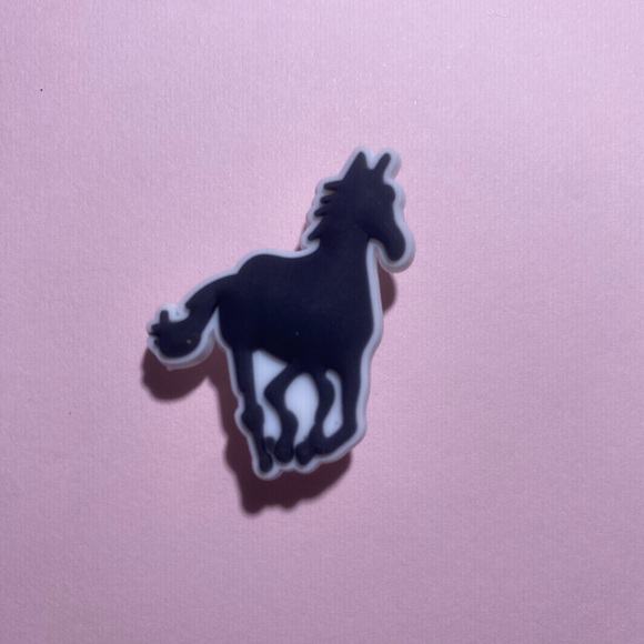 New Set of Western Themed Jibbitz for CROCS- OS- Black and White- NWOT - Picture 5 of 8